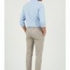 Letnje muške keper pantalone Regular Fit bež boje, elegantne i udobne za svakodnevno nošenje.
